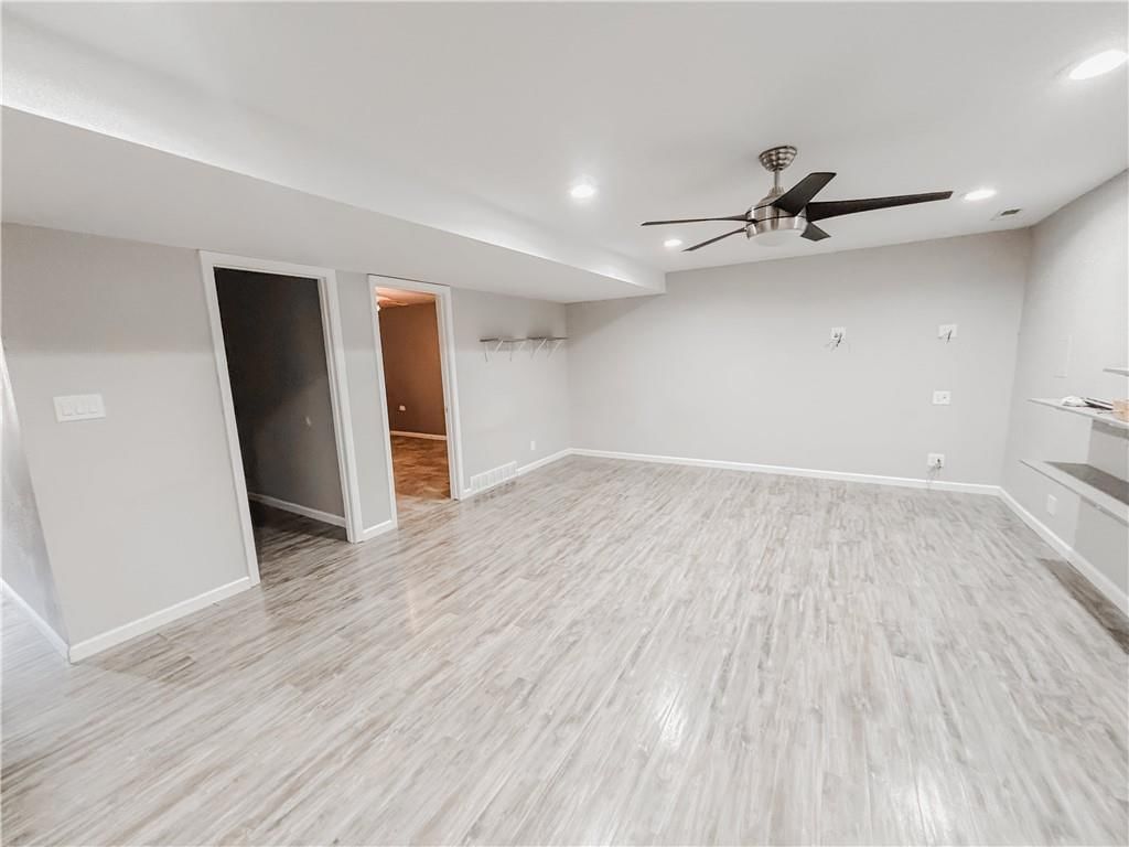 930 Josela Court — photo 7