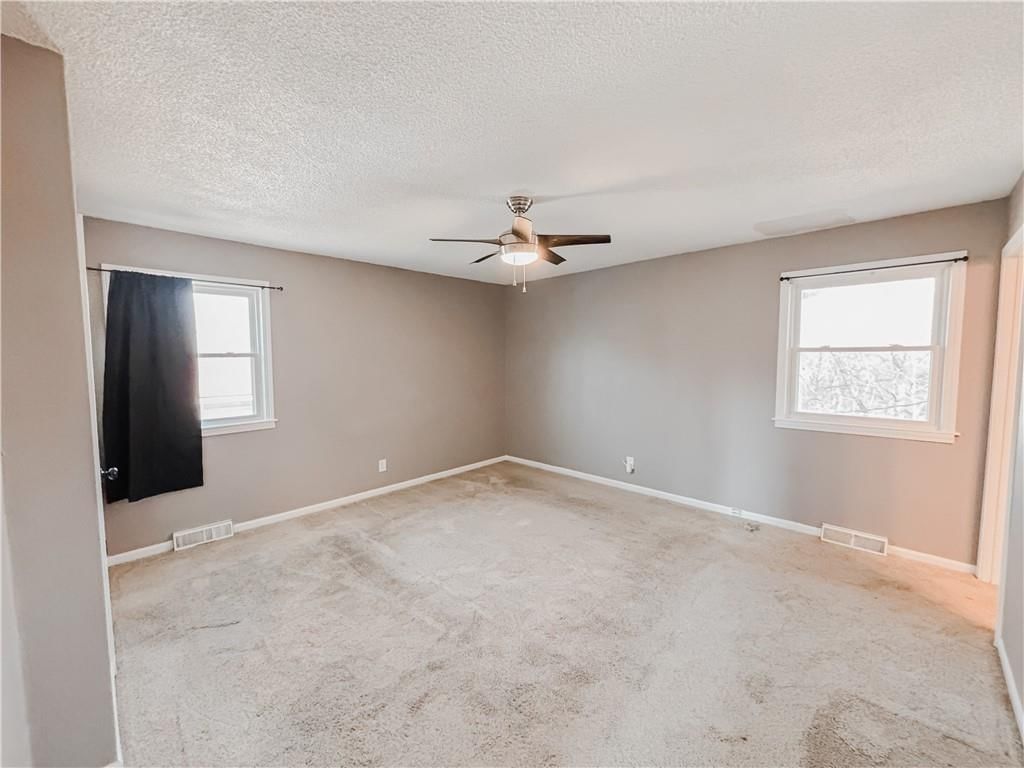 930 Josela Court — photo 10