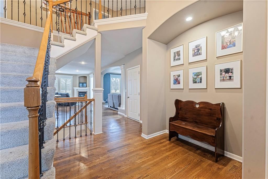 5717 NE Maybrook Road — photo 2