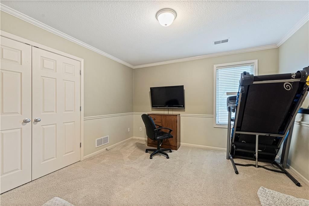 5717 NE Maybrook Road — photo 17
