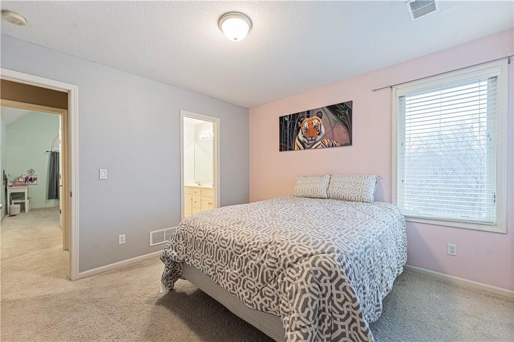 5717 NE Maybrook Road — photo 19