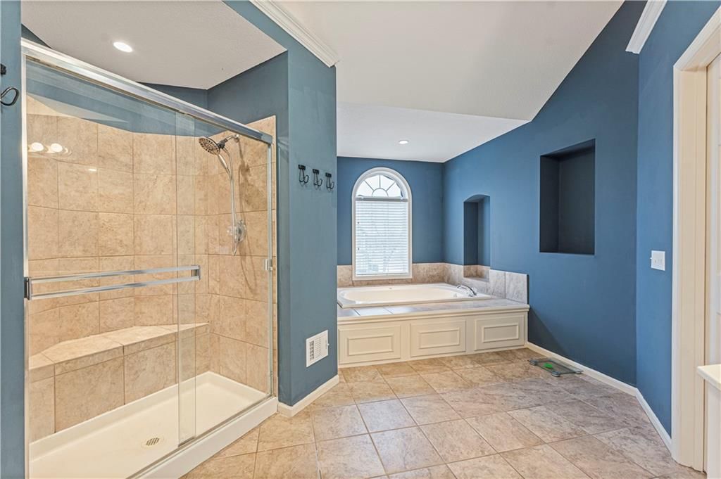 5717 NE Maybrook Road — photo 7