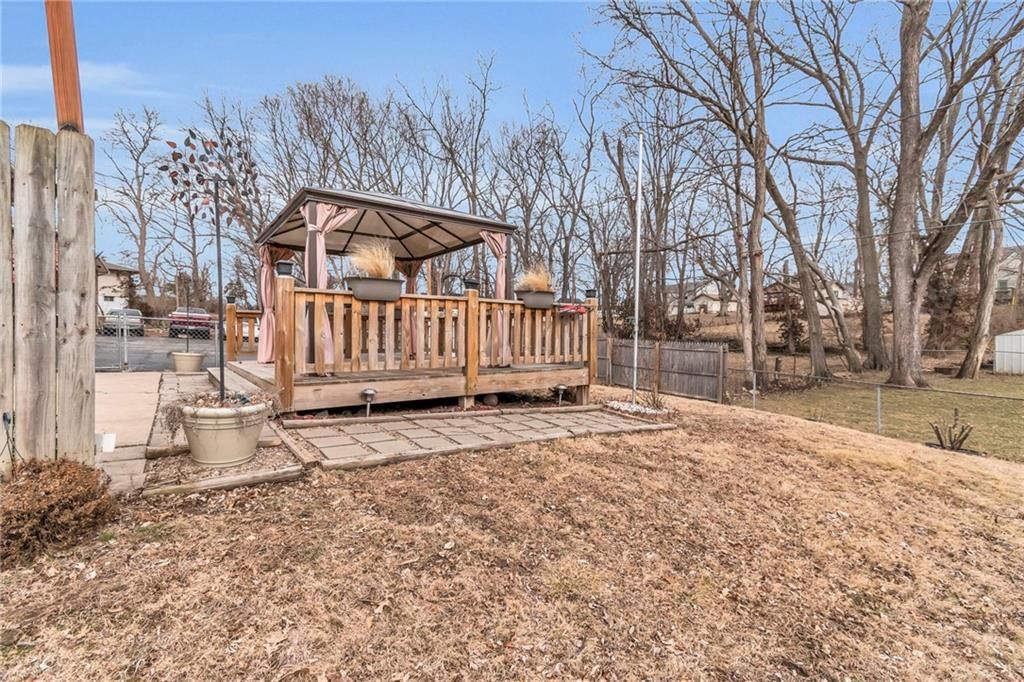 4805 N Lister Avenue — photo 39