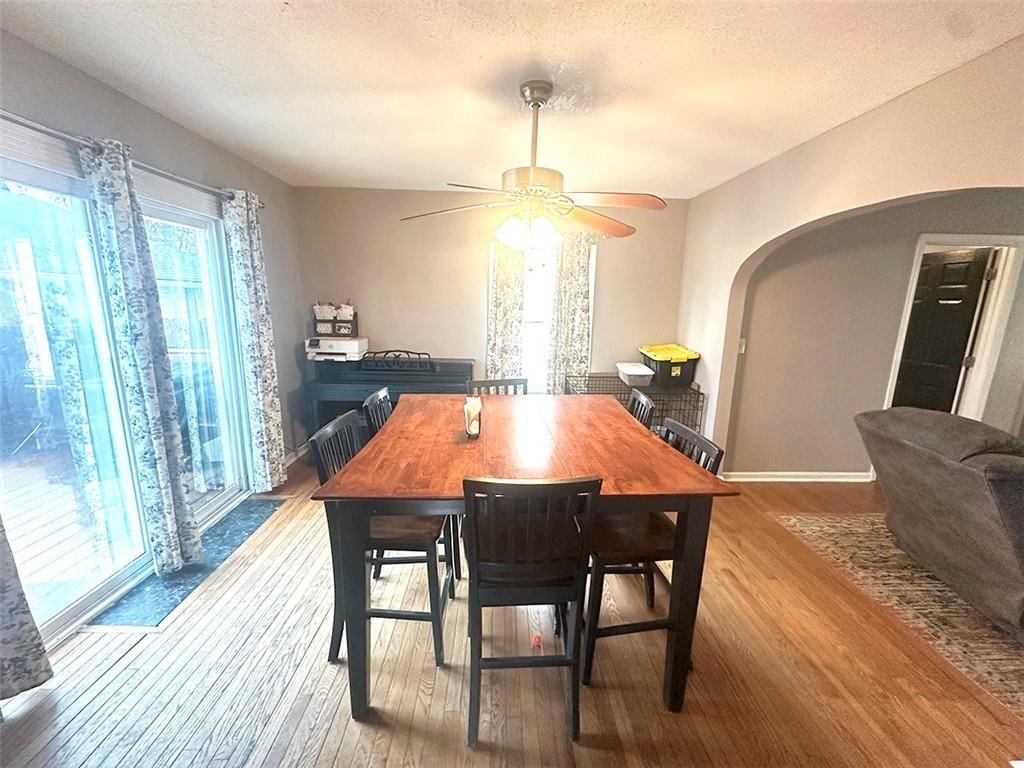 318 N Crysler Avenue — photo 11