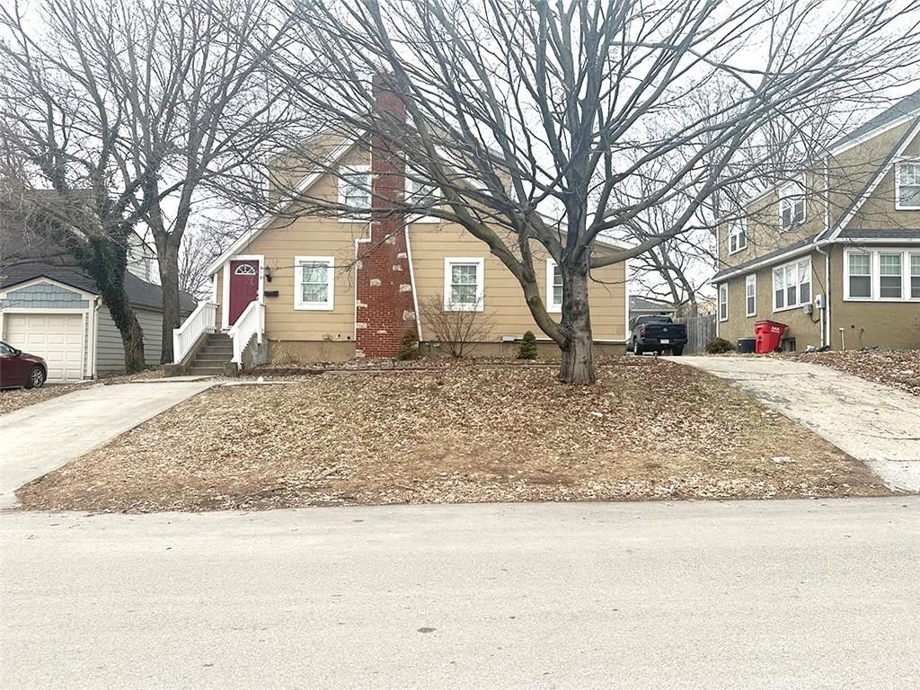 318 N Crysler Avenue — photo 81