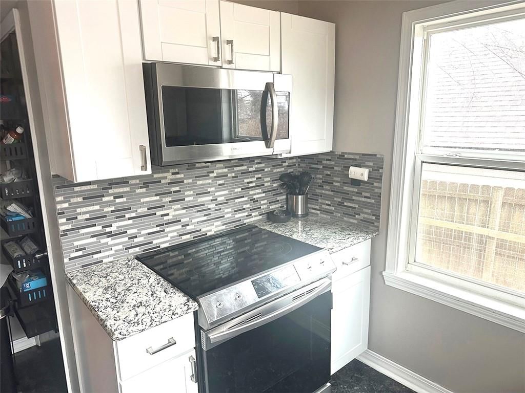 318 N Crysler Avenue — photo 88
