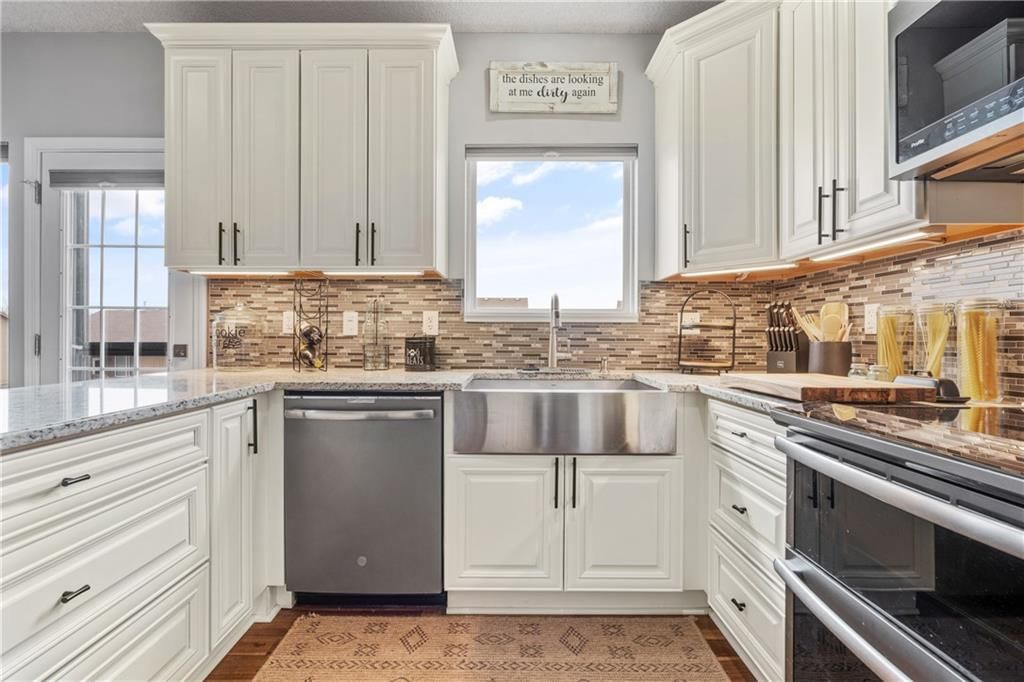 715 N Olive Street — photo 14