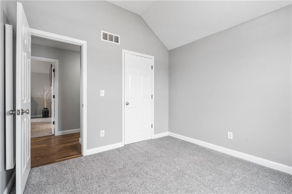715 N Olive Street — photo 25