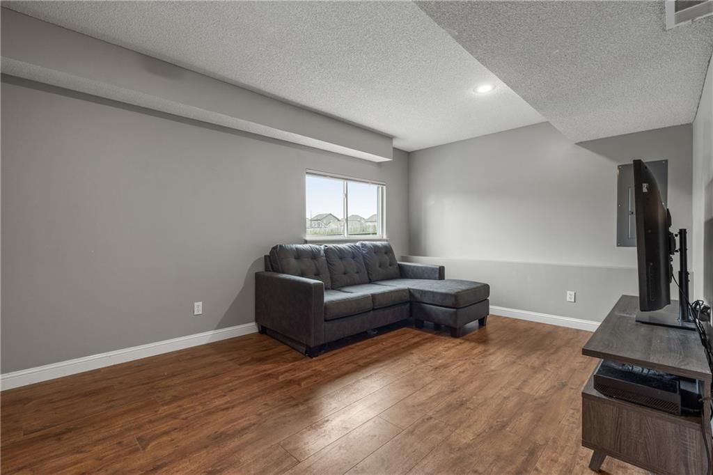 715 N Olive Street — photo 29