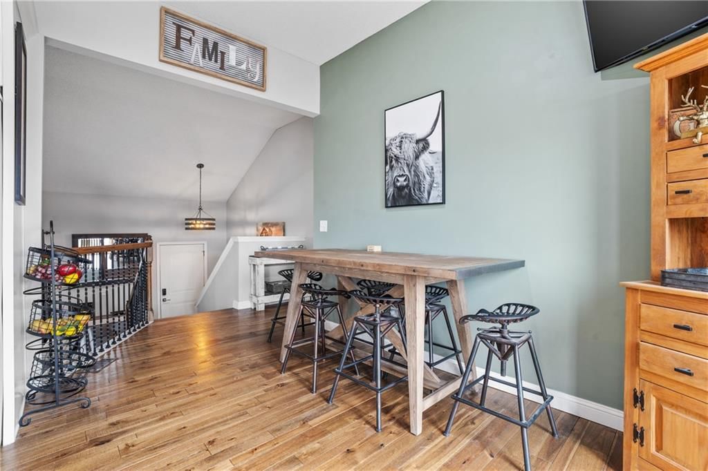 715 N Olive Street — photo 9