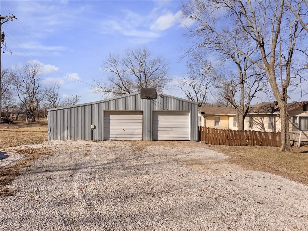606 Cherry Street — photo 24
