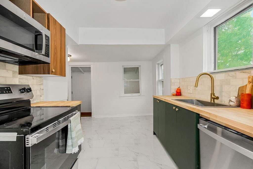 427 N Drury Avenue — photo 10