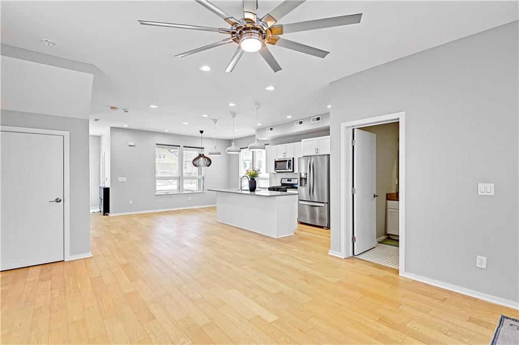 5422 Tracy Avenue — photo 11