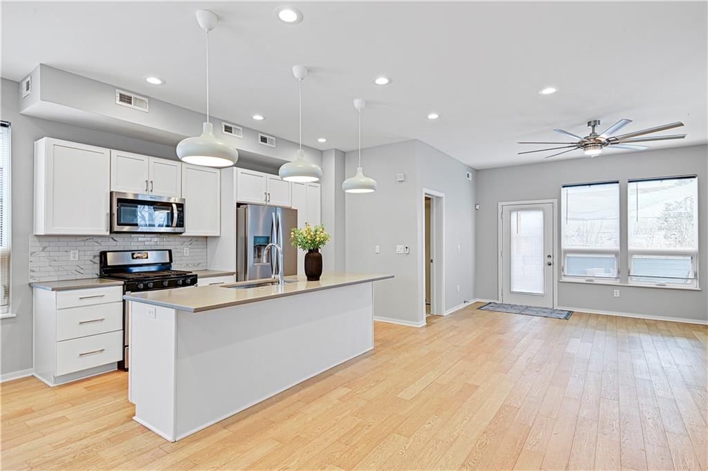 5422 Tracy Avenue — photo 8