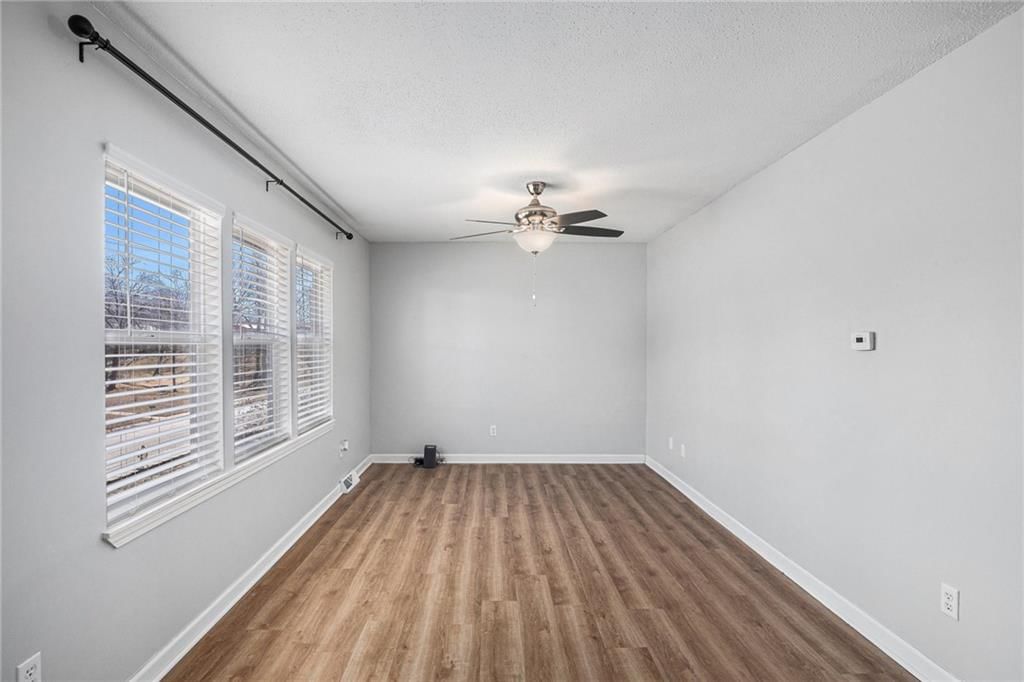 412 N Main Street — photo 8