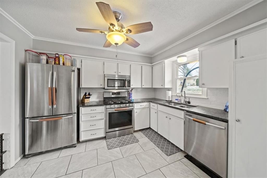 11918 E 56th Street — photo 10