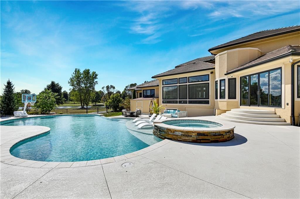 15515 Meadowbrook Court — photo 30