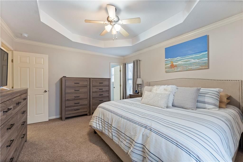 899 Hurley Street — photo 13