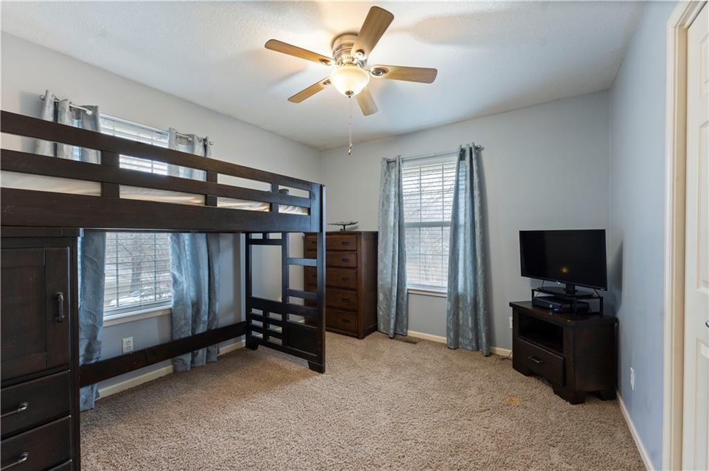 899 Hurley Street — photo 17