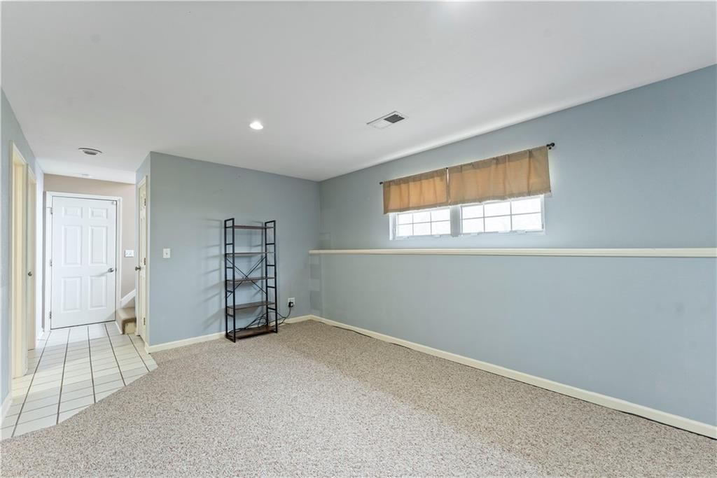 899 Hurley Street — photo 19