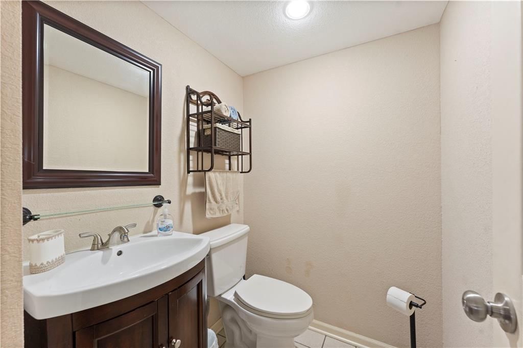 899 Hurley Street — photo 21