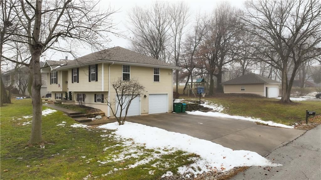 899 Hurley Street — photo 29