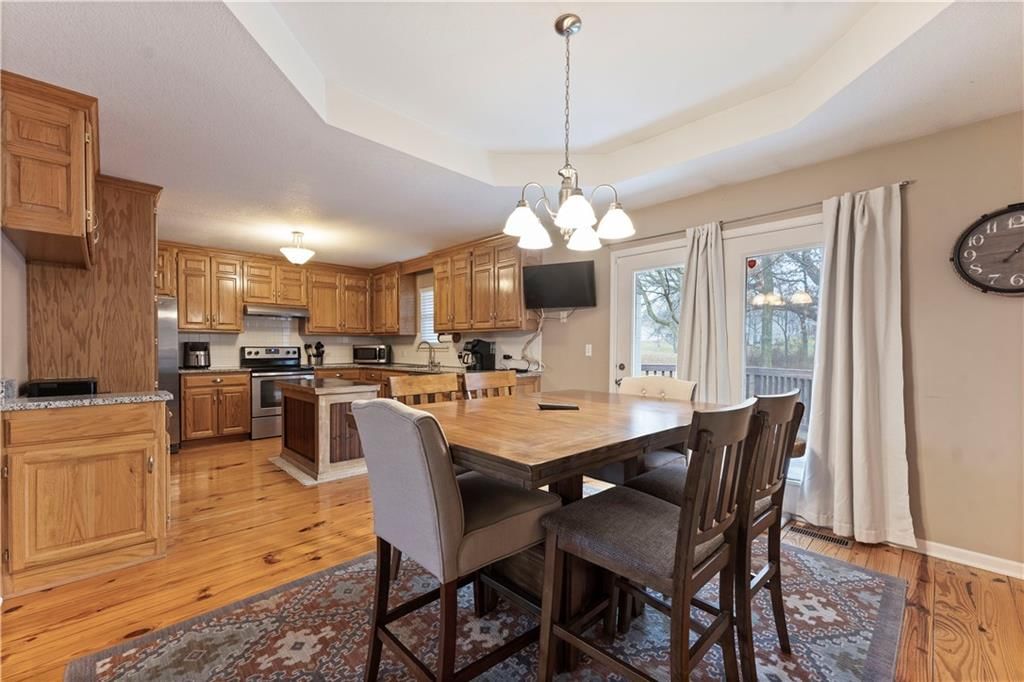 899 Hurley Street — photo 8