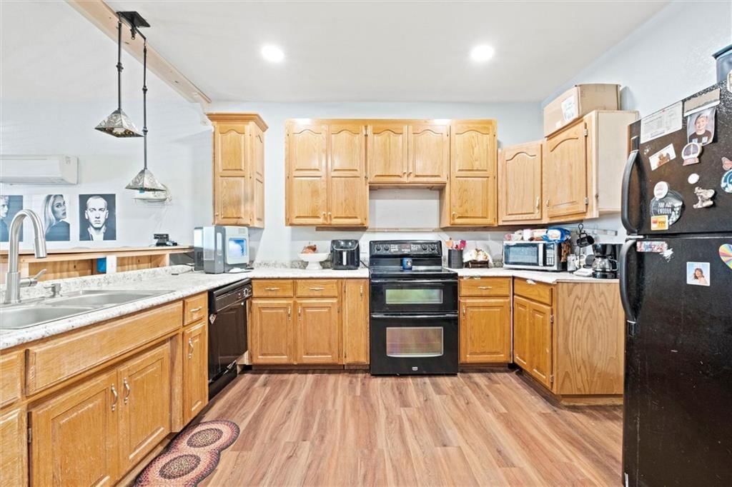 786 Miami Street — photo 12