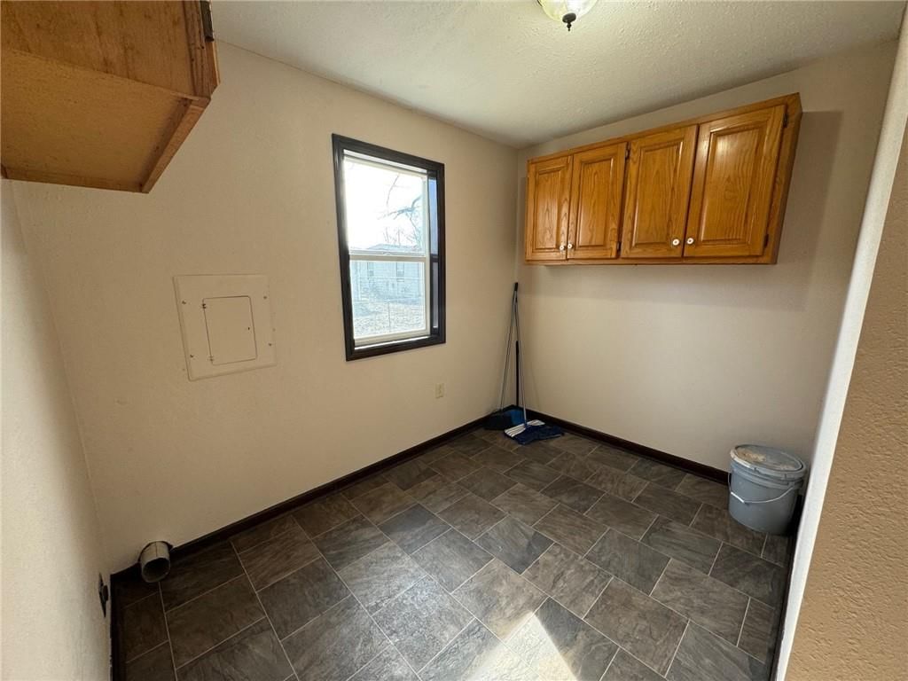 607 Elm Street — photo 8