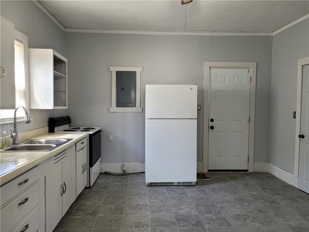 304 W 23rd Street — photo 7