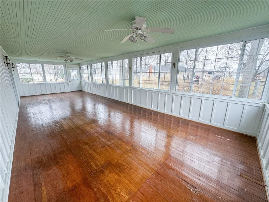 305 N Craig Street — photo 13