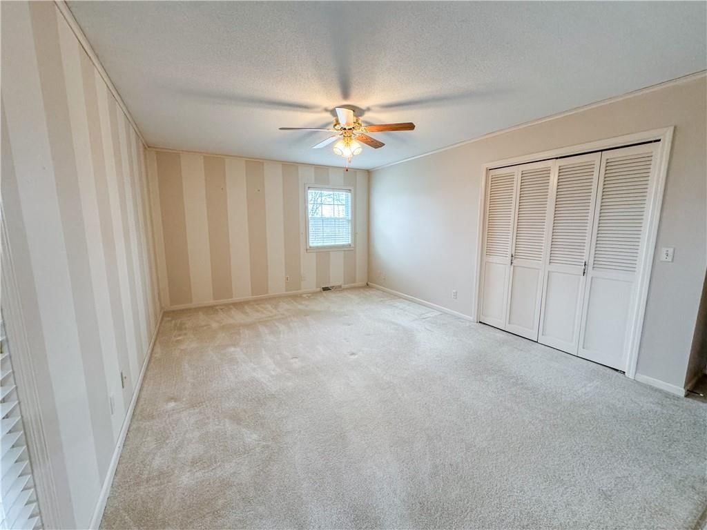 305 N Craig Street — photo 15