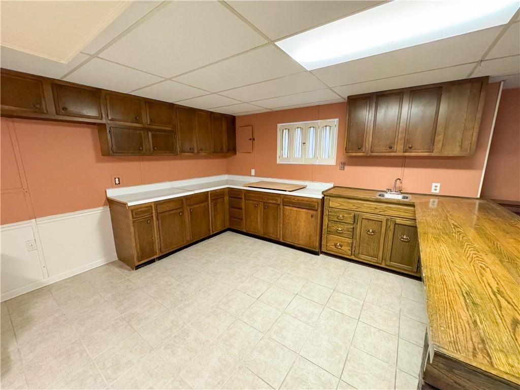 305 N Craig Street — photo 24