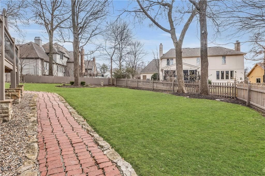 13806 Woodward Street — photo 72