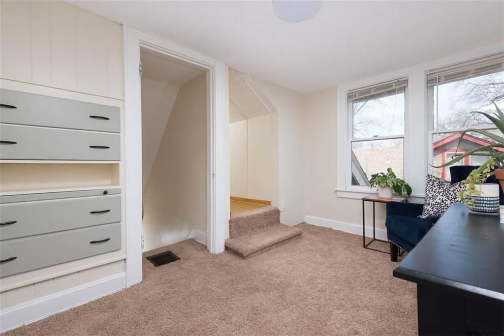 5621 Charlotte Street — photo 30