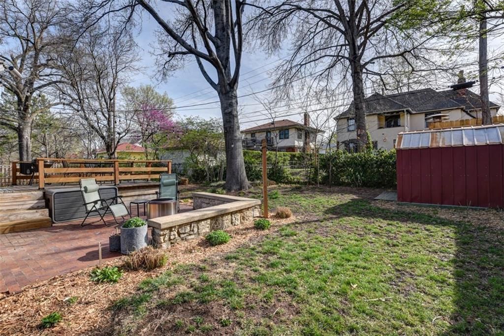 5621 Charlotte Street — photo 49