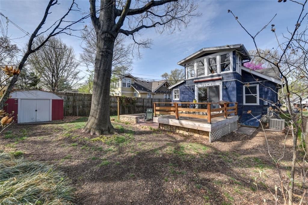 5621 Charlotte Street — photo 55