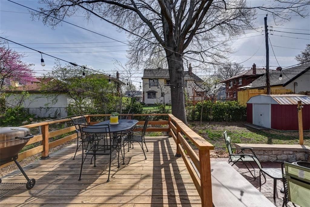 5621 Charlotte Street — photo 57