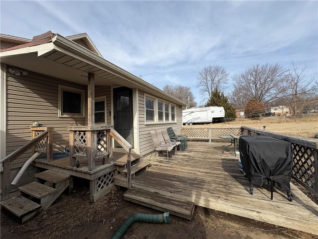 2705 S 24th Street — photo 26