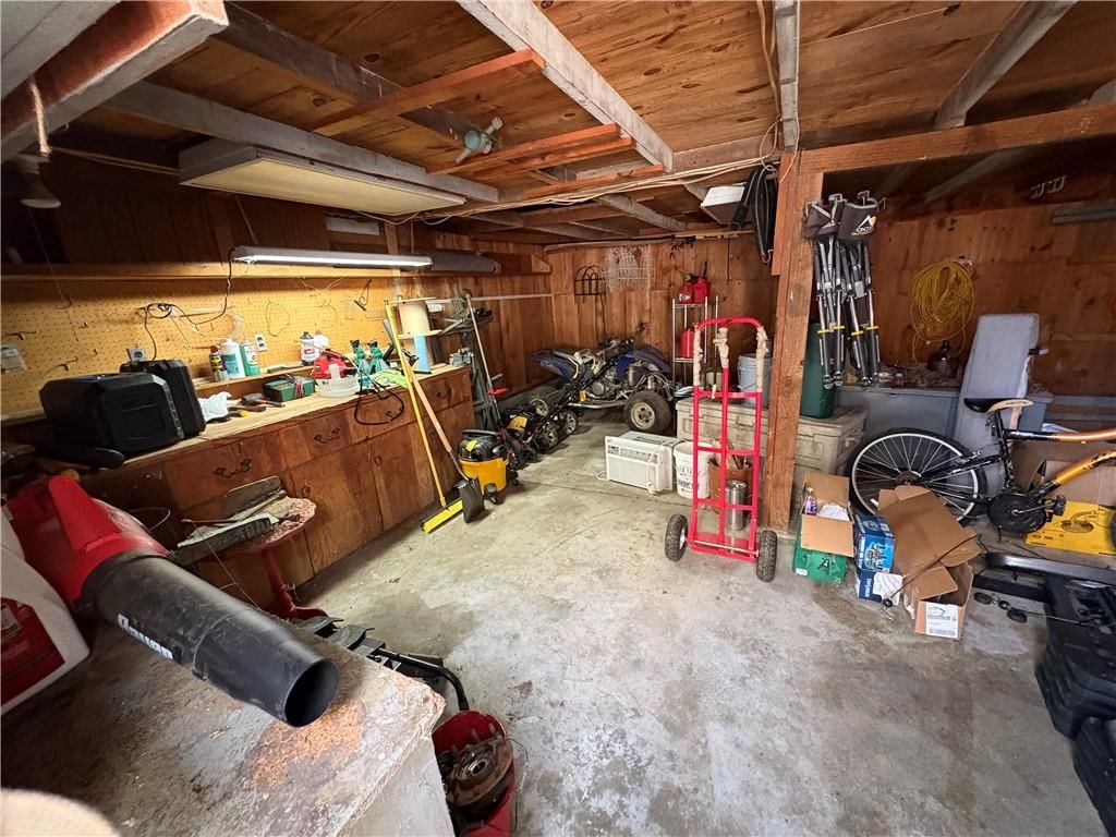 2705 S 24th Street — photo 32