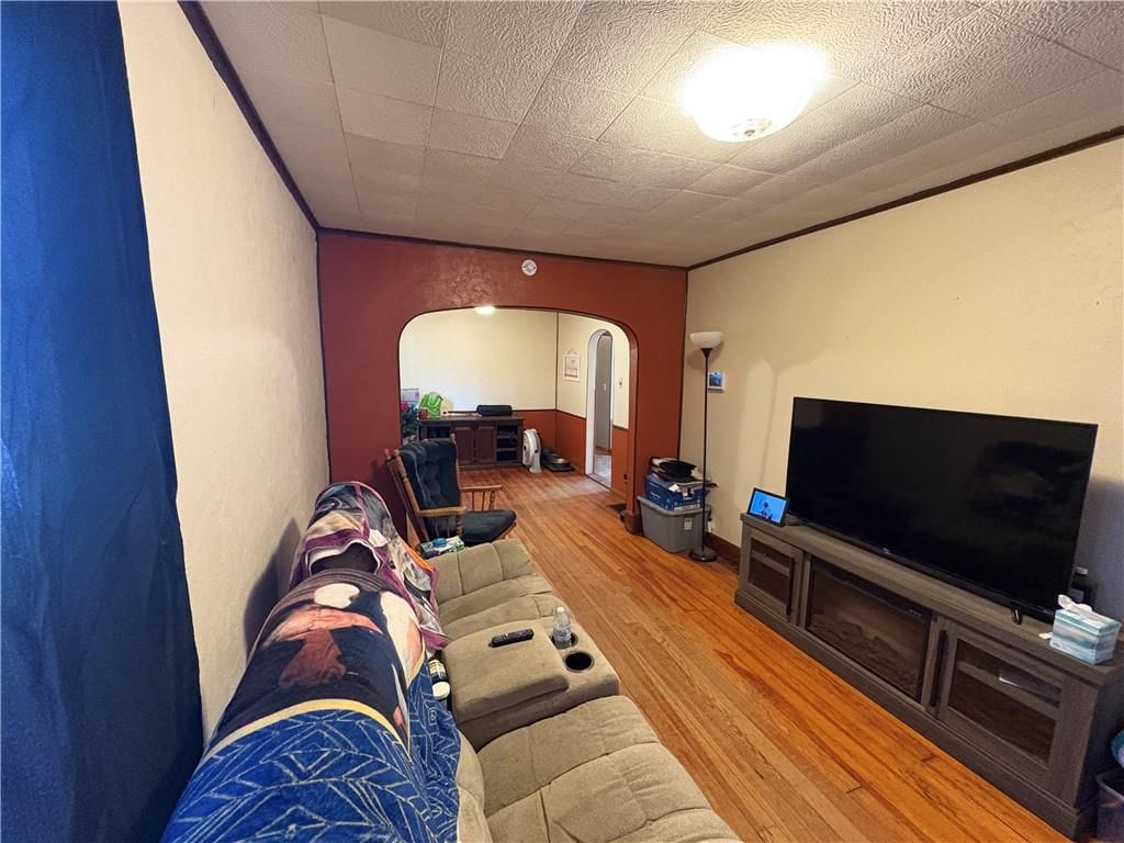 2705 S 24th Street — photo 5