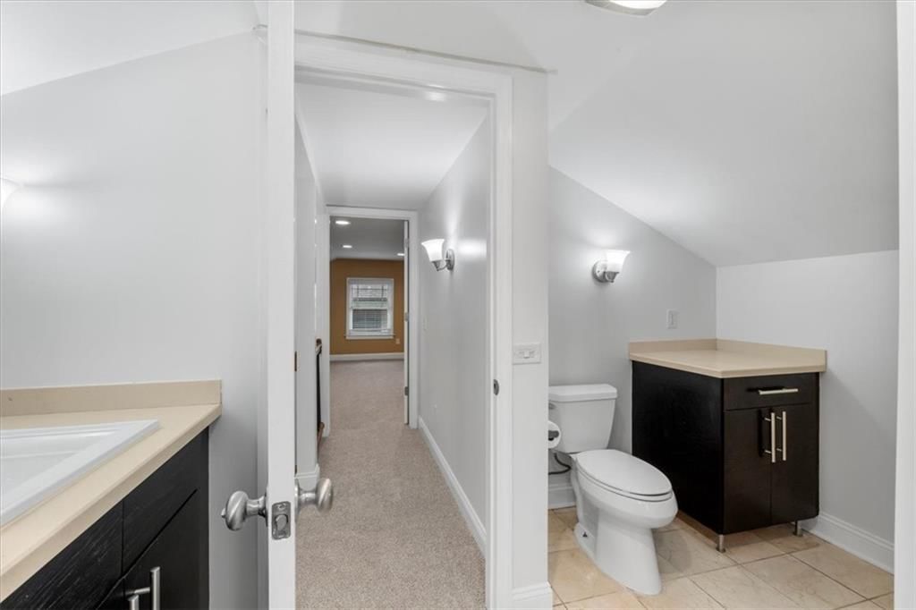 5724 Oak Street — photo 23