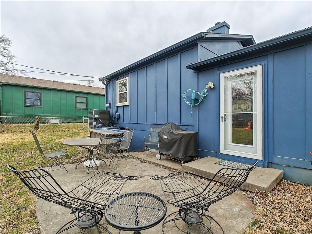 9105 W 99th Terrace — photo 22