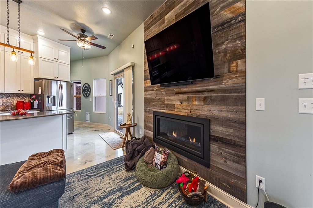 1514 Third Avenue — photo 22