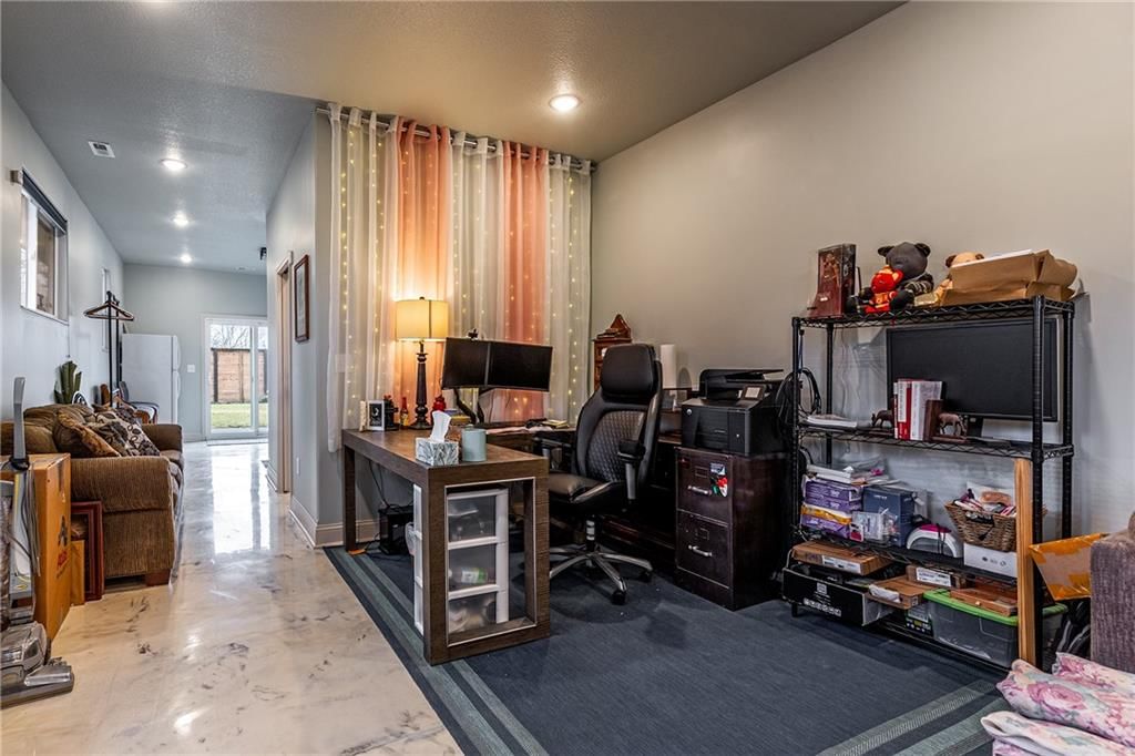 1514 Third Avenue — photo 35