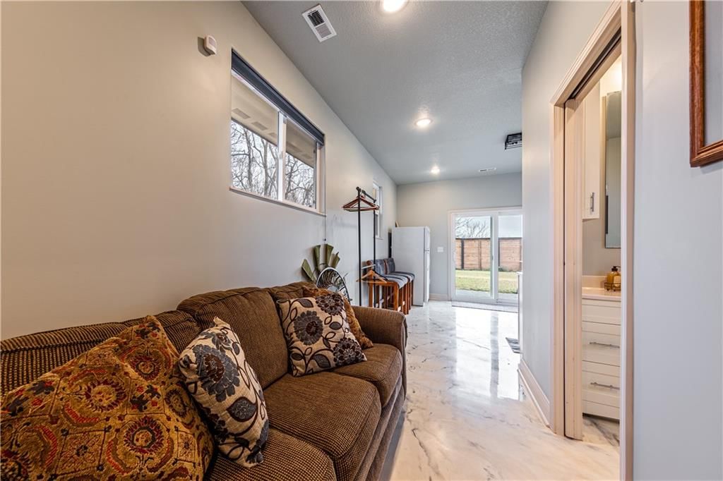 1514 Third Avenue — photo 36