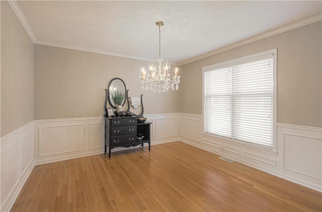 1707 Dunwich Drive — photo 4