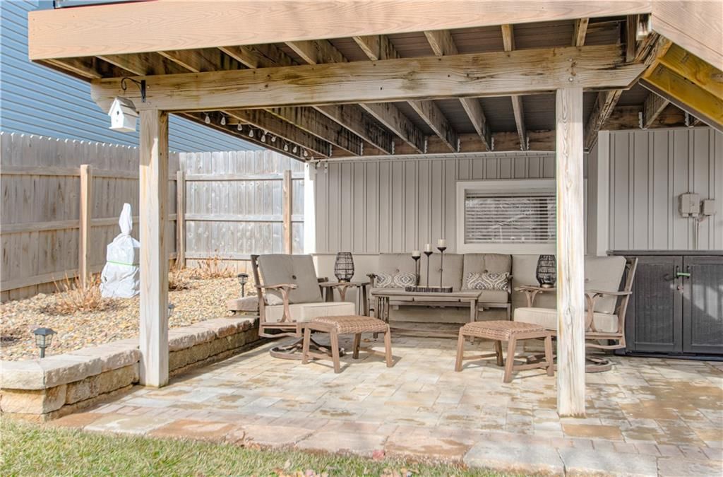 1707 Dunwich Drive — photo 33