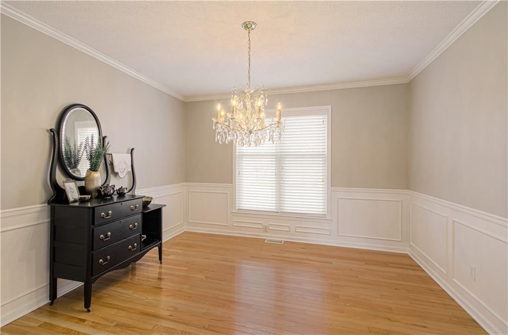 1707 Dunwich Drive — photo 5