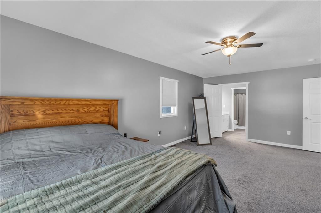 615 E 7th Street — photo 13